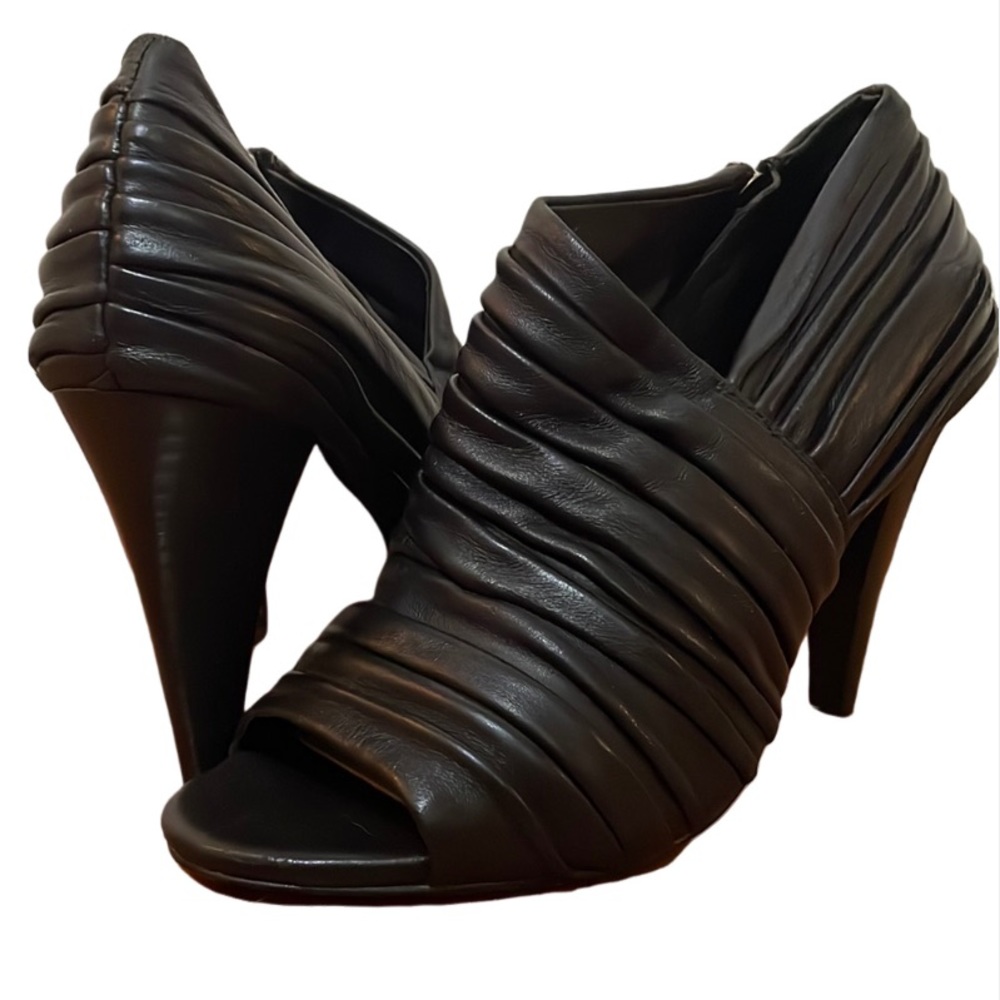 Vince Camuto - Peep Toe Anara Black Leather Booties - Size 7